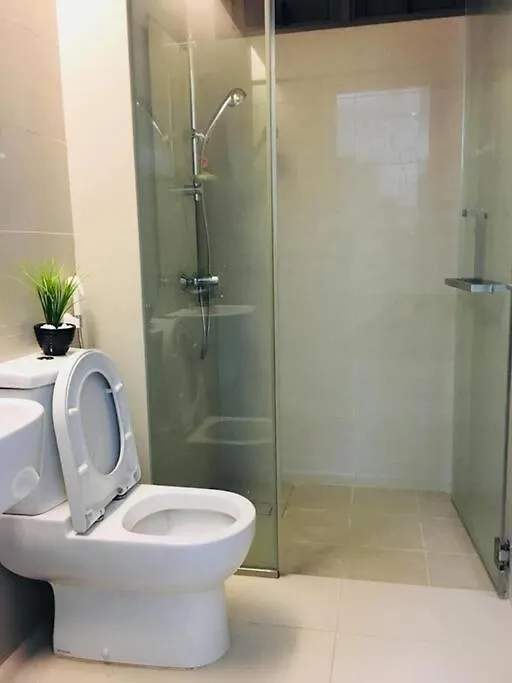 5Br 3Storey Cozy Gelugor Homestay 15Pax